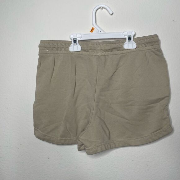 Used Nike Shorts - Picture 4 of 6